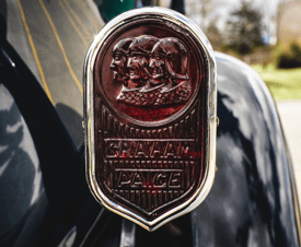 alt="1930 Graham-Paige emblem"