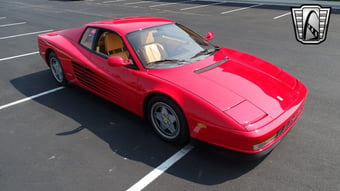 alt="Ferrari Testarossa"